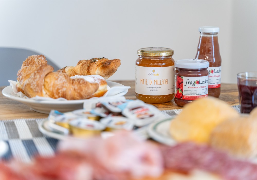 Residence Alessio | Appartamento Deluxe con balcone al primo o secondo piano