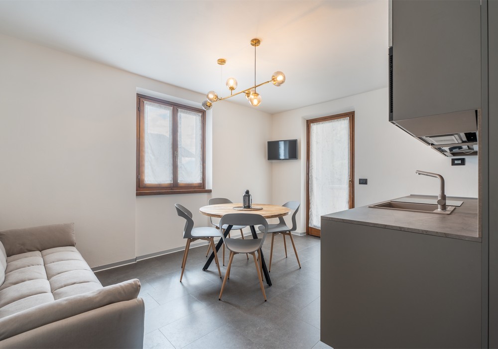 Residence Alessio | Deluxe-Appartement mit Balkon im ersten oder zweiten Stockwerk