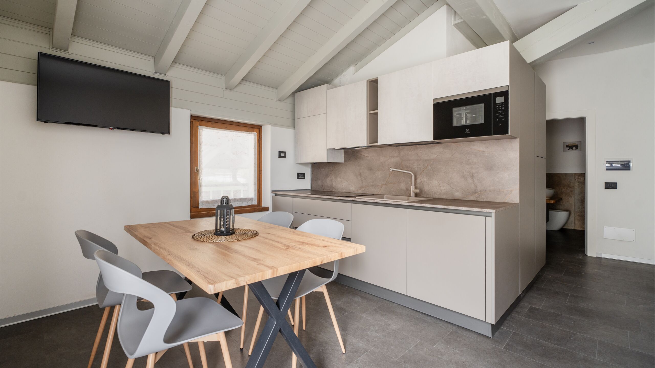 Deluxe-Appartement mit vorderem Balkon - Deluxe-Appartement
